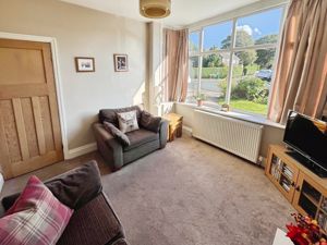 Lounge- click for photo gallery